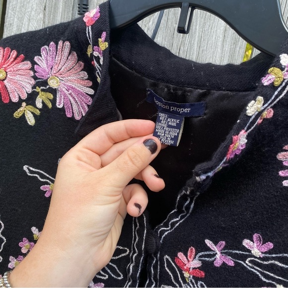 Boston Proper Acrylic Wool Blend Black Jacket with Colorful Floral Embroidery M - Picture 5 of 8